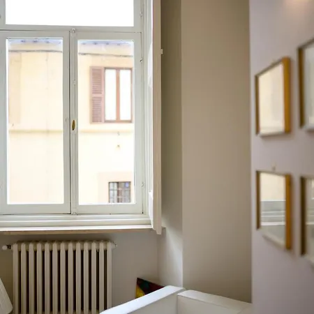 Via Giotto, 5 أسيسي