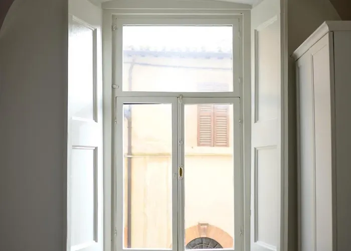 Via Giotto, 5 Apartamento *